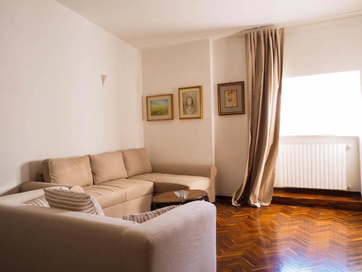 Terrazza Cavour Apartment Bari Exterior foto