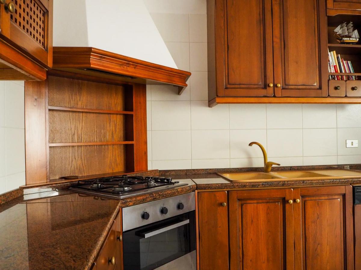 Terrazza Cavour Apartment Bari Exterior foto