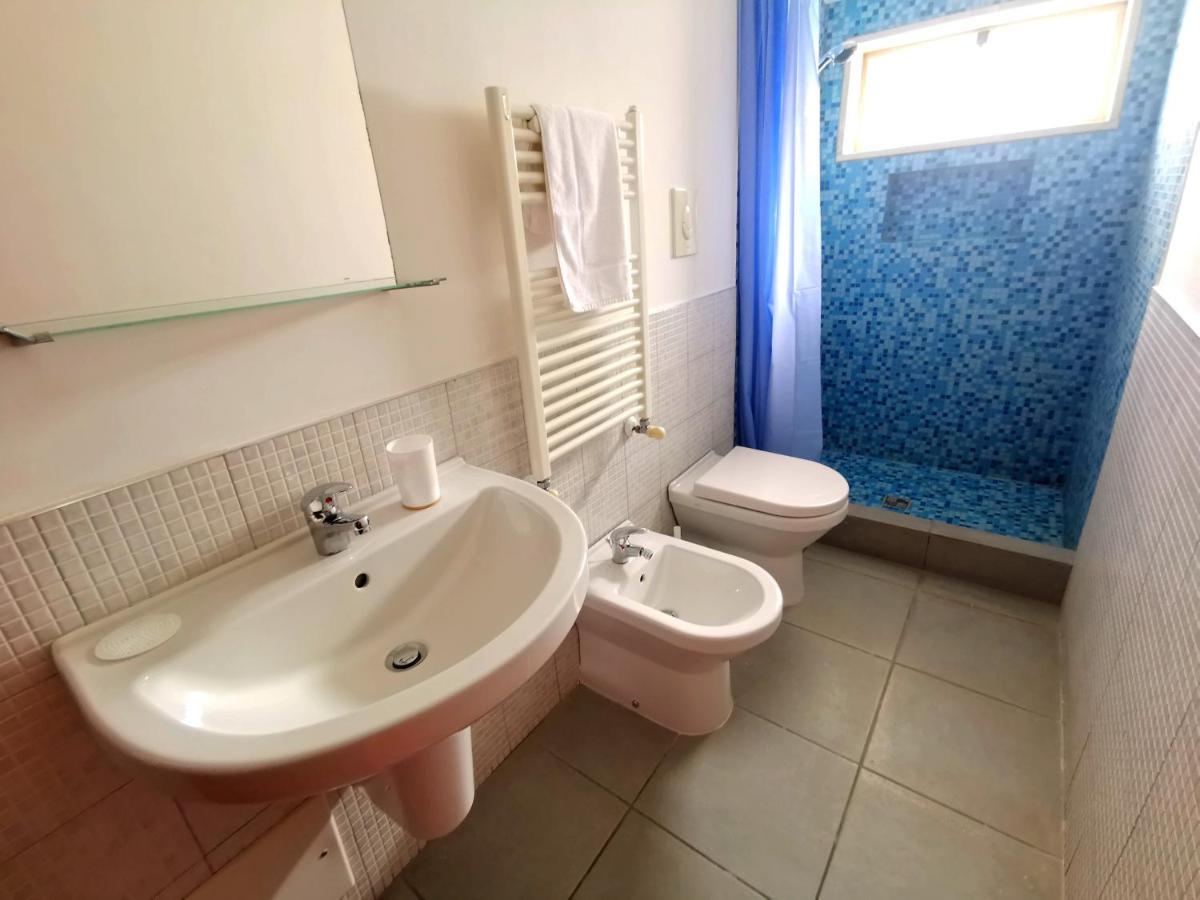 Terrazza Cavour Apartment Bari Exterior foto